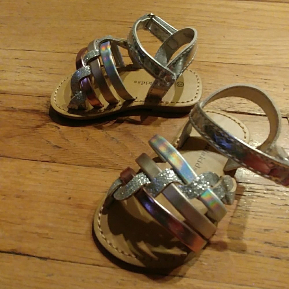 Size 3 NWOT Baby Koala Kids Sandles